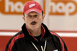 Главный тренер национальной сборной Беларуси по хоккею Дэйв Льюис