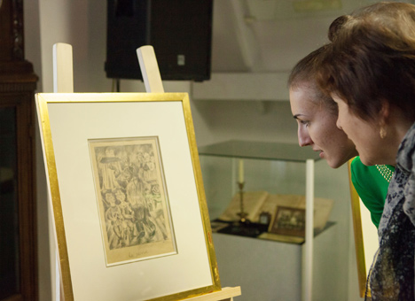 Картины Якова Балглея переданы в дар Музею истории города Бреста