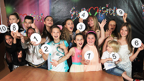 Финалисты нацотбора детского "Евровидения-2017" выбрали номера удачи