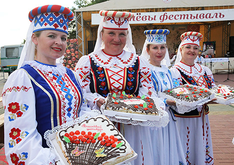 "Вишневый фестиваль" в Глубоком