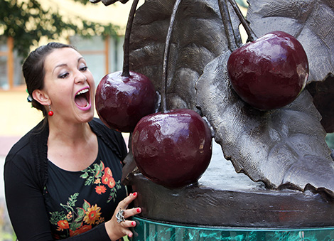 "Вишневый фестиваль" в Глубоком получил статус международного праздника