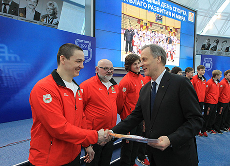 Международный день спорта на благо развития и мира отметили в НОК Беларуси