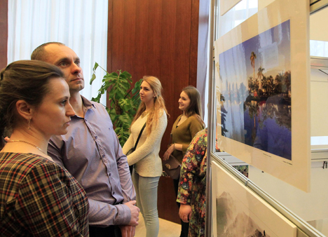 Фотовыставка "Новый облик Шелкового пути" открылась в Минске