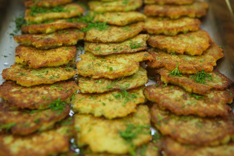 Конкурсы поедания драников и взбивания масла проведут на Августовском канале Конкурсы поедания драников и взбивания масла проведут на Августовском канале