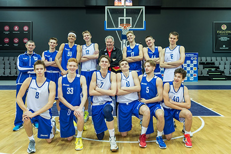 Олимпийский чемпион Иван Едешко провел мастер-класс для молодых белорусских баскетболистов