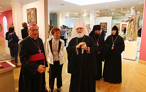 Выставка "Мир небесный на земле" в Национальном художественном музее Беларуси