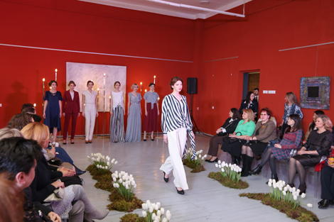 Полякова-Макей накануне 8 марта провела традиционную встречу с супругами глав дипмиссий