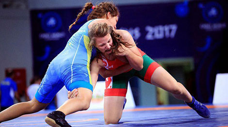 Виктория Дегтяренко (справа). Фото НОК Беларуси