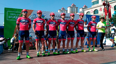 Велогонщик "Минска" Сергей Попок входит в десятку сильнейших на престижной многодневке в Китае