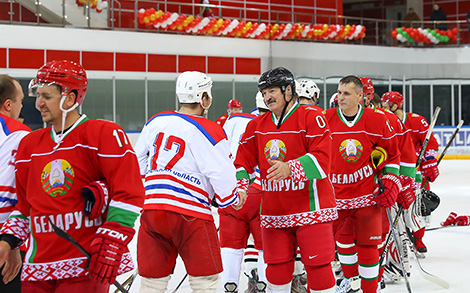 Хоккейная команда Президента Беларуси одержала четвертую победу в XI Республиканском любительском турнире