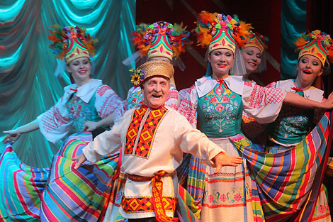 Белорусский государственный академический заслуженный хореографический ансамбль "Хорошки" Белорусский государственный академический заслуженный хореографический ансамбль "Хорошки"