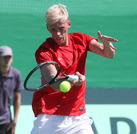 Белорусский теннисист Андрей Василевский