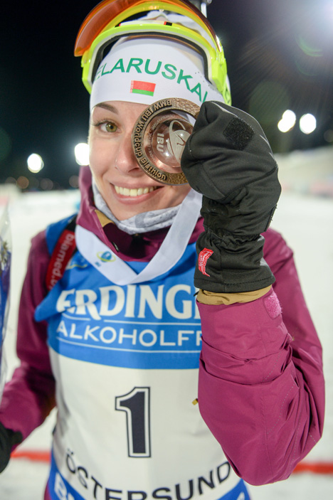 Белоруска Дарья Юркевич заняла третье место на этапе Кубка мира по биатлону в Швеции