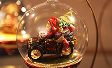 Выставка "Музей ёлочных игрушек" в гомельском дворце Выставка "Музей ёлочных игрушек" в гомельском дворце