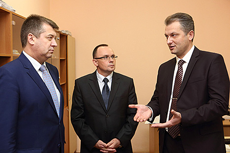 Заместитель главы Администрации Президента Беларуси Игорь Бузовский 3 ноября посетил среднюю школу №39 г. Гродно