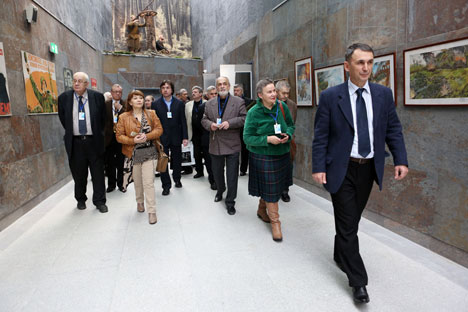 Открытие международного симпозиума литераторов "Писатель и время" в Музее Великой Отечественной войны