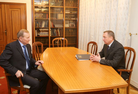Владимир Макей на встрече с Леонидом Кучмой