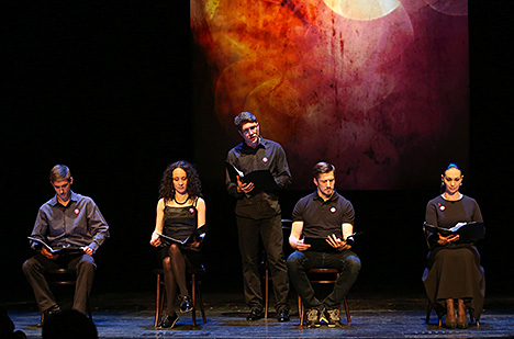 Показ пьесы "Семь" в Купаловском театре