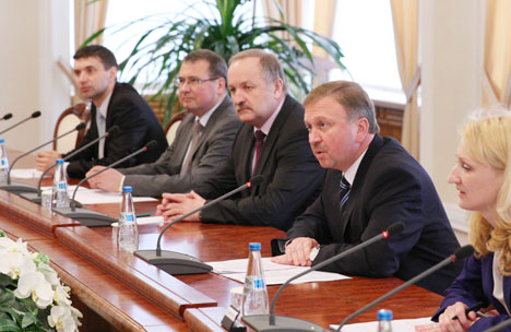 Андрей Кобяков на встрече с председателем правления Государственного банка развития Китая Ху Хуайбаном