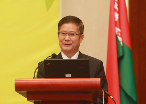 Ху Чжэн: Строительство индустриального парка "Великий камень" заметно ускорилось Ху Чжэн: Строительство индустриального парка "Великий камень" заметно ускорилось