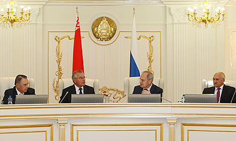 Миклашевич: Единые подходы к конституционно-правовому строительству Беларуси и России укрепляют ЕАЭС