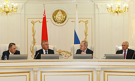 Миклашевич: Единые подходы к конституционно-правовому строительству Беларуси и России укрепляют ЕАЭС