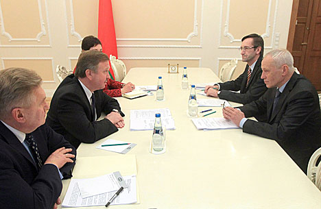 Кобяков: Беларуси и России предстоит большая работа по восстановлению взаимного товарооборота