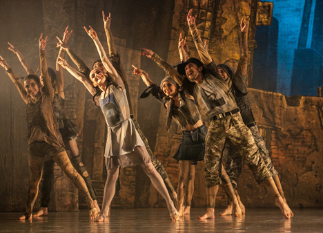 Премьера балета "Жизель" в постановке Раду Поклитару в исполнении коллектива "Киев Модерн-Балет"