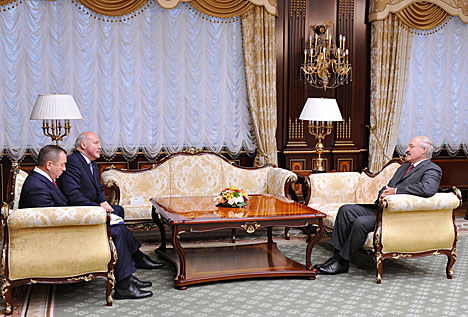 Лукашенко: Беларусь принесет большую пользу Шанхайской организации сотрудничества