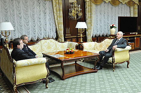 Лукашенко: Строительство центра "Минск-Мир" должно стать образцом сотрудничества славянского мира