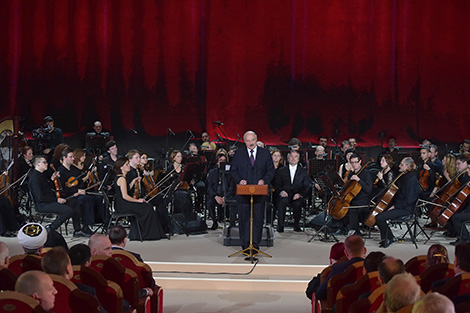 Лукашенко отмечает вклад Патриарха Кирилла в упрочение духовного единства Беларуси и России