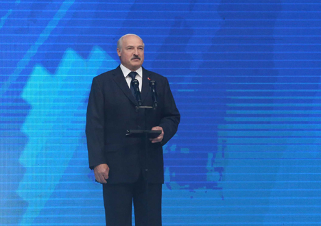 Лукашенко: "Мисс Беларусь" будет определять имидж страны наряду со спортсменами и деятелями культуры