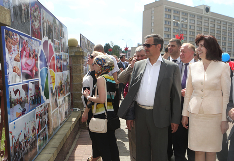 Кочанова: Все национальности в Беларуси находятся в равных правах