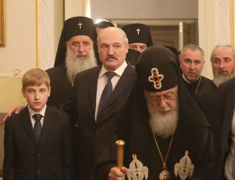 Лукашенко: Никому сегодня не позволено и не под силу порушить единство православных народов