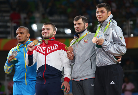 Гамзатов: На Олимпиаду борцы всегда приезжают не участвовать, а завоевывать медали