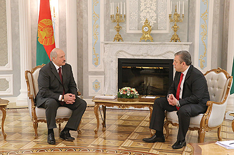 Лукашенко: Беларусь и Грузия в ближайшее время должны сделать шаг к товарообороту в $200 млн