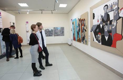 во время открытия выставки европейского искусства "От Лиссабона через Минск до Владивостока"