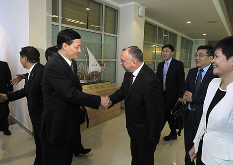 Xiao Yaqing, Chairman of the State-owned Assets Supervision and Administration Commission at China’s State Council, and Head of the China-Belarus industrial park Great Stone administration Alexander Yaroshenko