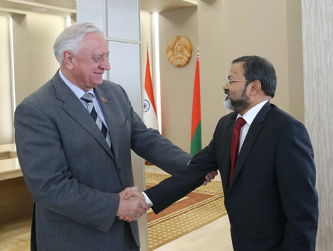 Mikhail Myasnikovich met with Ambassador Extraordinary and Plenipotentiary of India to Belarus Manoj Kumar Bharti