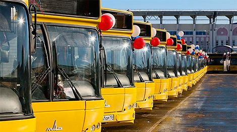 Russian city mayor praises safety, reliability of Belarusian buses