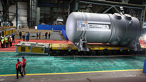 Reactor vessel in transit to Belarusian nuclear power plant