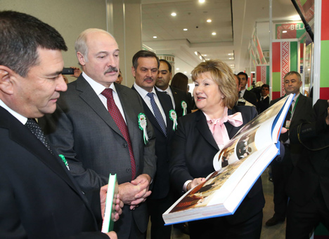 Lukashenko visits Belarus-Turkmenistan expo, Olympic Village in Ashgabat