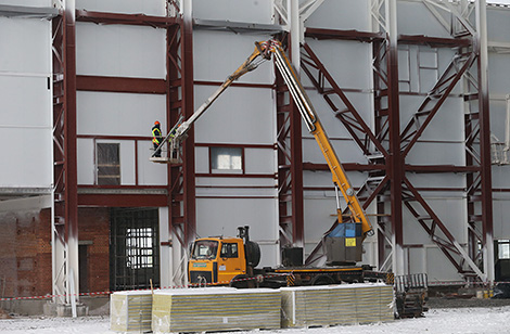 Progress in building aircraft repair factory, second runway in Minsk airport examined