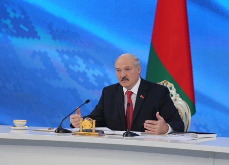 Лукашенко: Трудные времена одинаково ударили по частным и государственным предприятиям