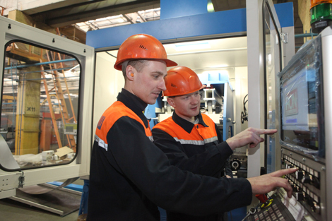 "Могилевлифтмаш" в этом году начнет серийный выпуск подъемников для бассейнов