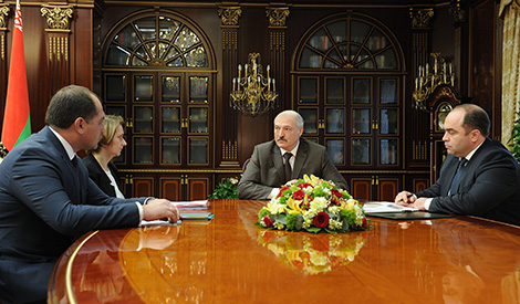 Лукашенко: Беларусь готова сотрудничать с "Уралкалием", но интересы страны должны быть соблюдены на 200%