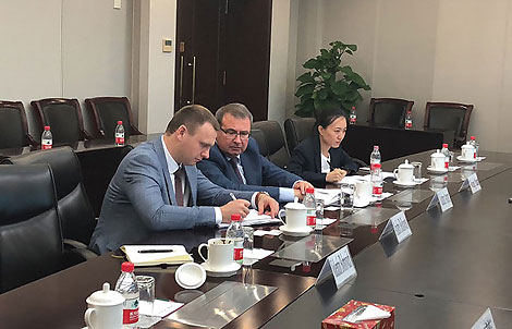 Во время встречи. Фото посольства Республики Беларусь в Китайской Народной Республике