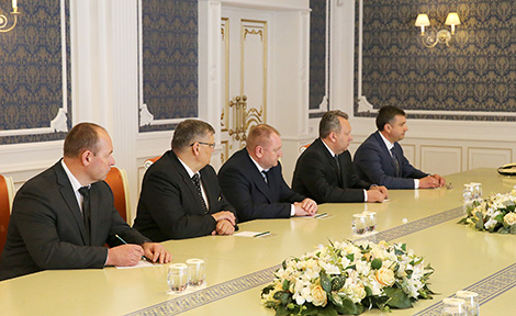 Лукашенко поручил усовершенствовать структуру сельхозпроизводства в северных районах Беларуси