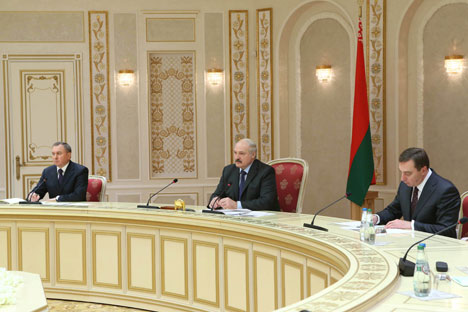 Александр Лукашенко на встрече с заместителем министра коммерции КНР Чжун Шанем
