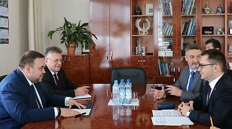 Во время встречи. Фото МИД